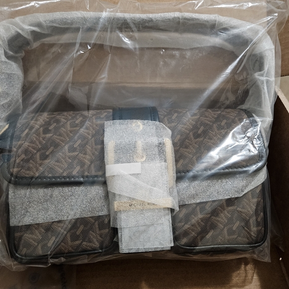 Michael Kors Medium Empire Monogram Shoulder Handbag - Picture 5 of 8